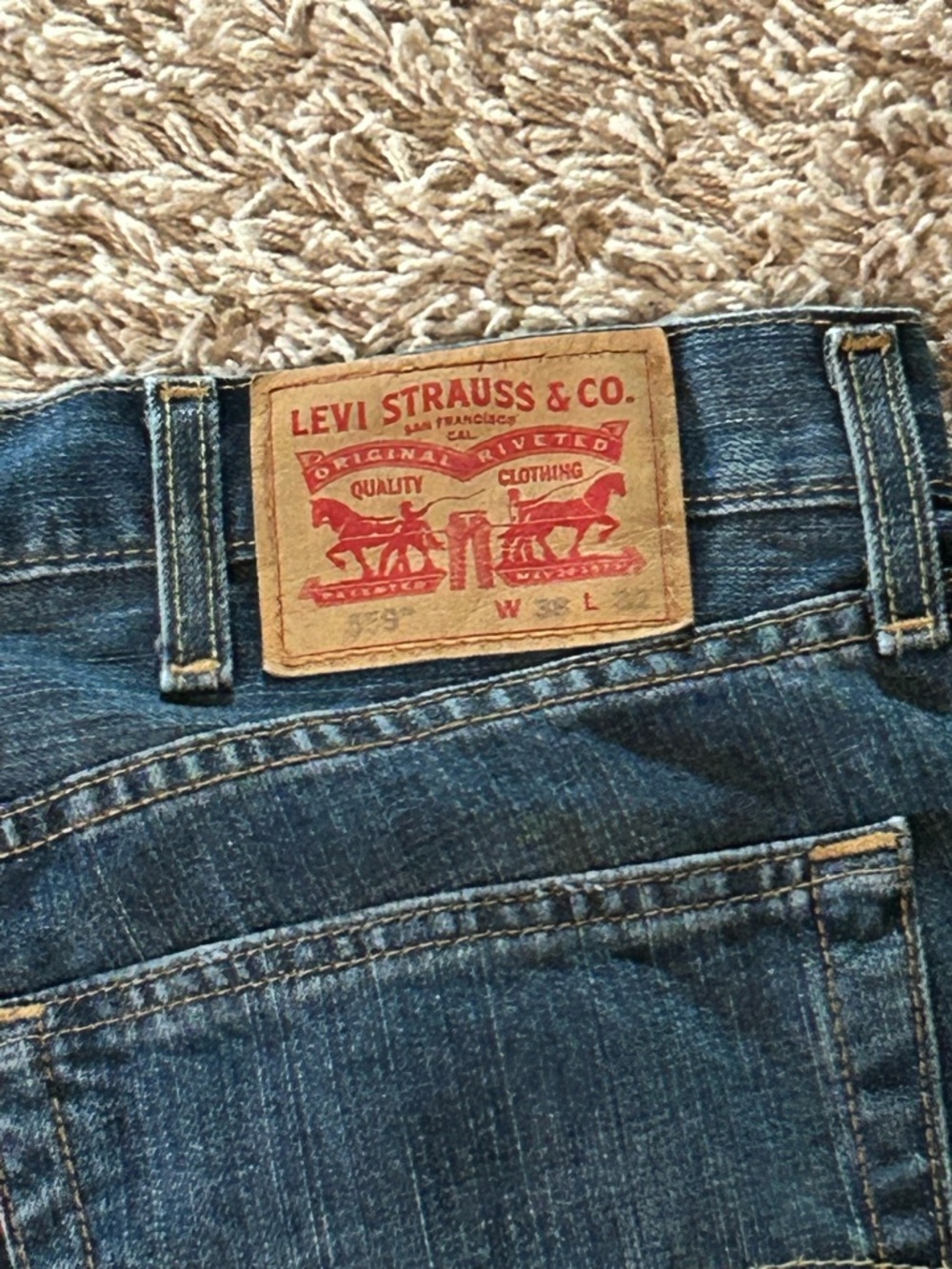 Levi's Men's Indigo Straight Jeans - Picture 4 of 4